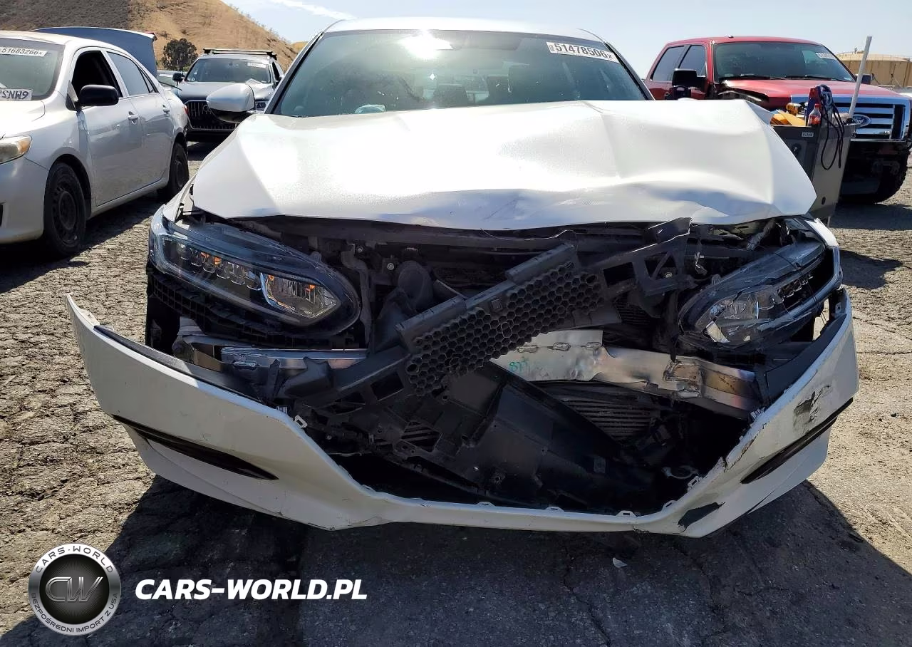 2018 Honda Accord Sport VIN:1HGCV1F35JA170177 - 5