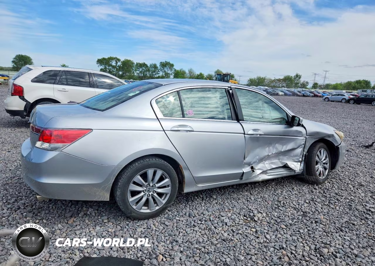 2011 Honda Accord Ex VIN:1HGCP2F72BA114377 - 3