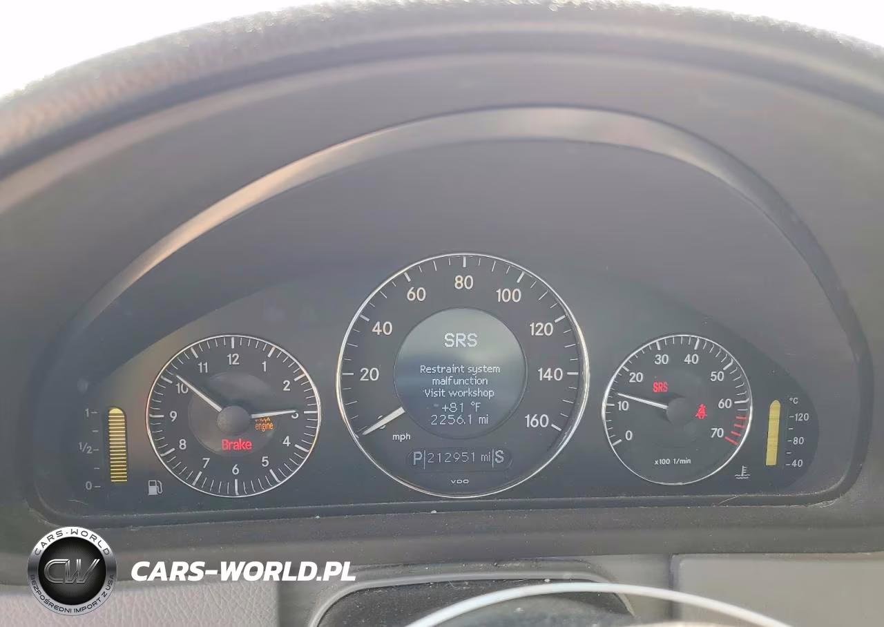 2007 Mercedes-Benz Clk 350 VIN:WDBTJ56H07F210494 - 9