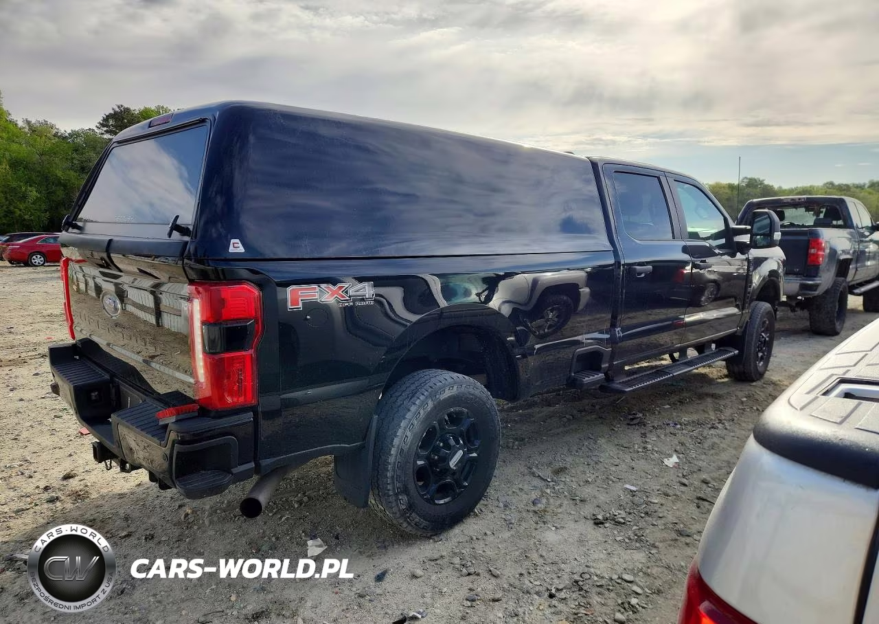 2024 Ford F250 Super Duty VIN:1FT8W2BA1REC61060 - 3