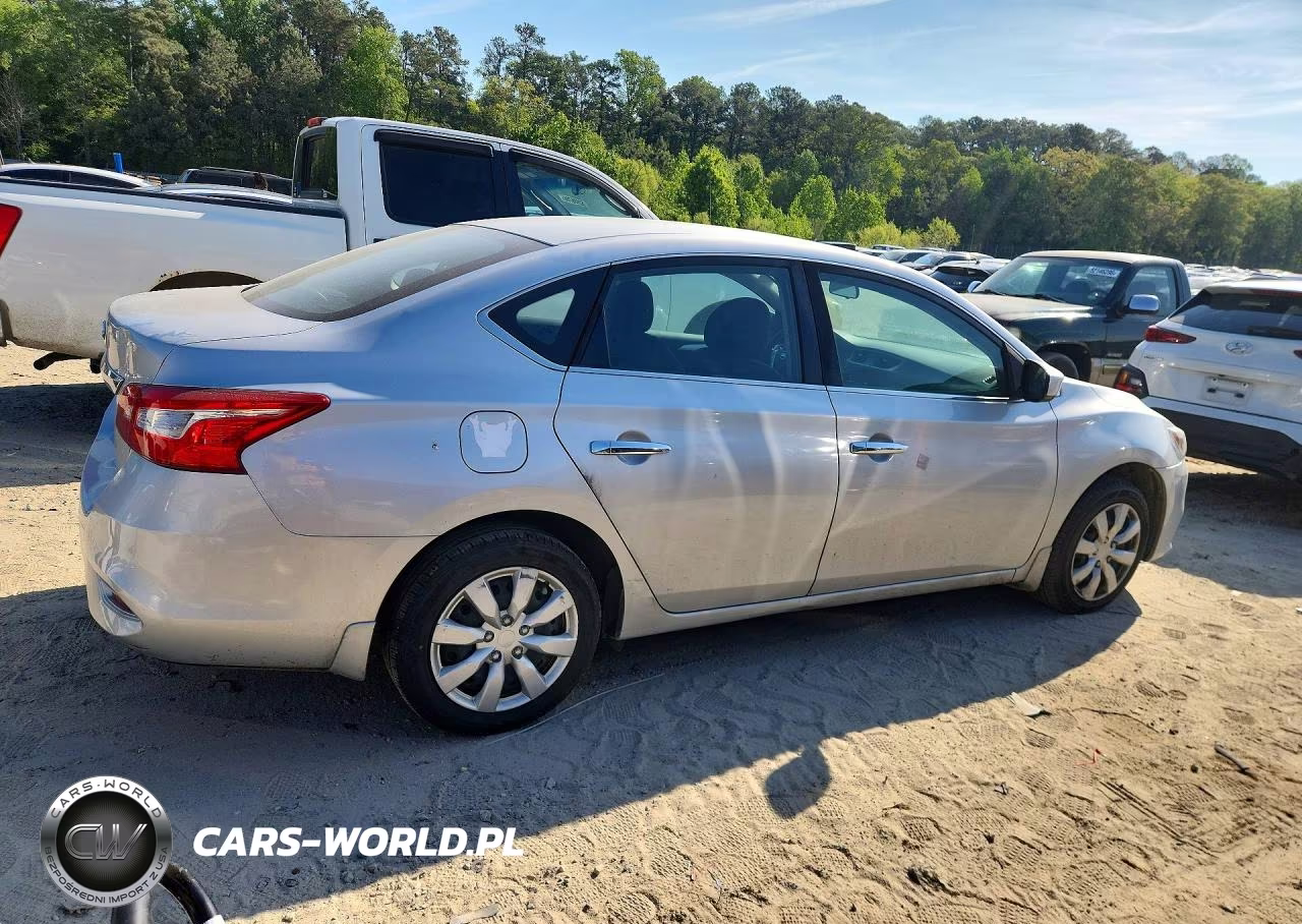 2017 Nissan Sentra S VIN:3N1AB7AP2HY236365 - 3