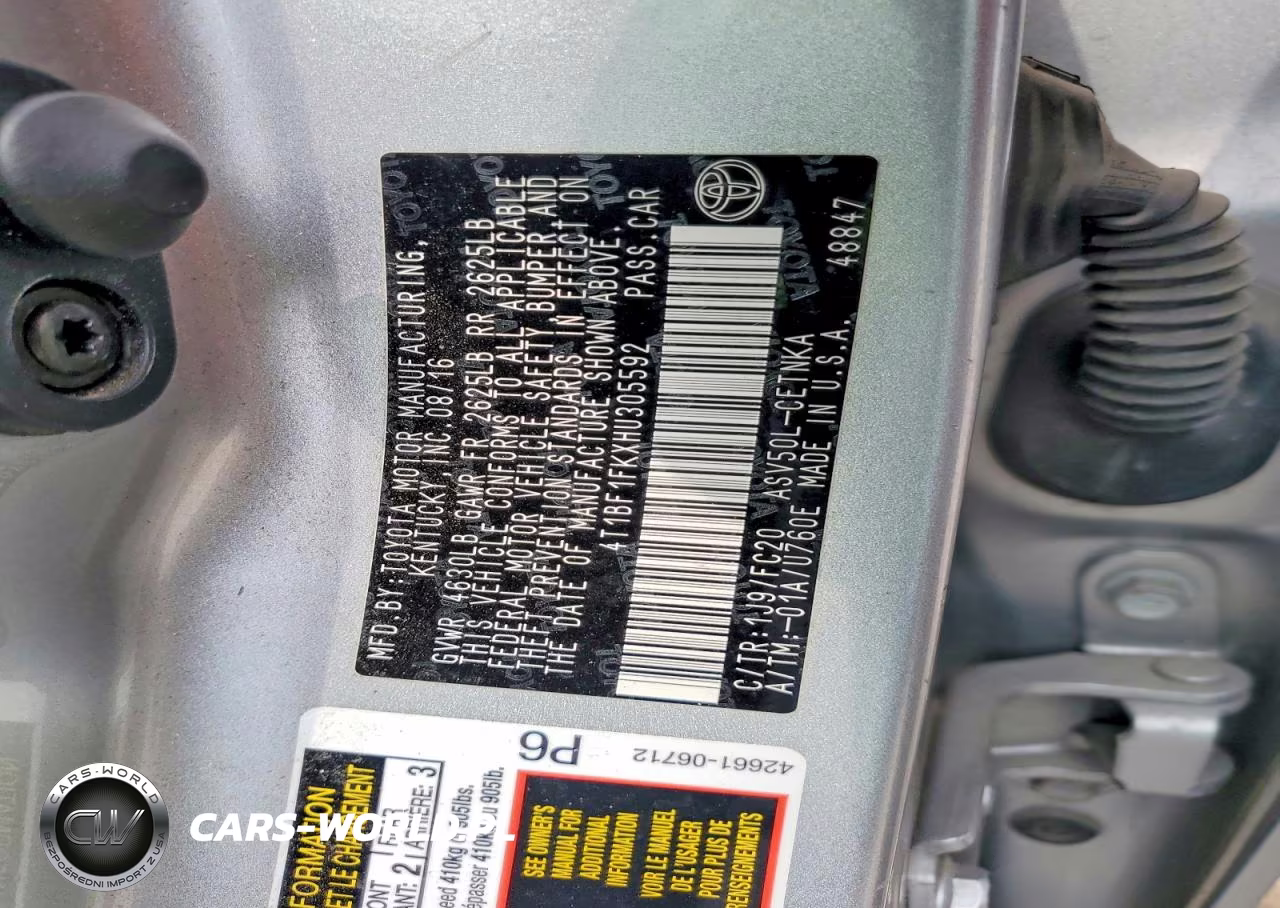 2017 Toyota Camry Le VIN:4T1BF1FKXHU305592 - 13