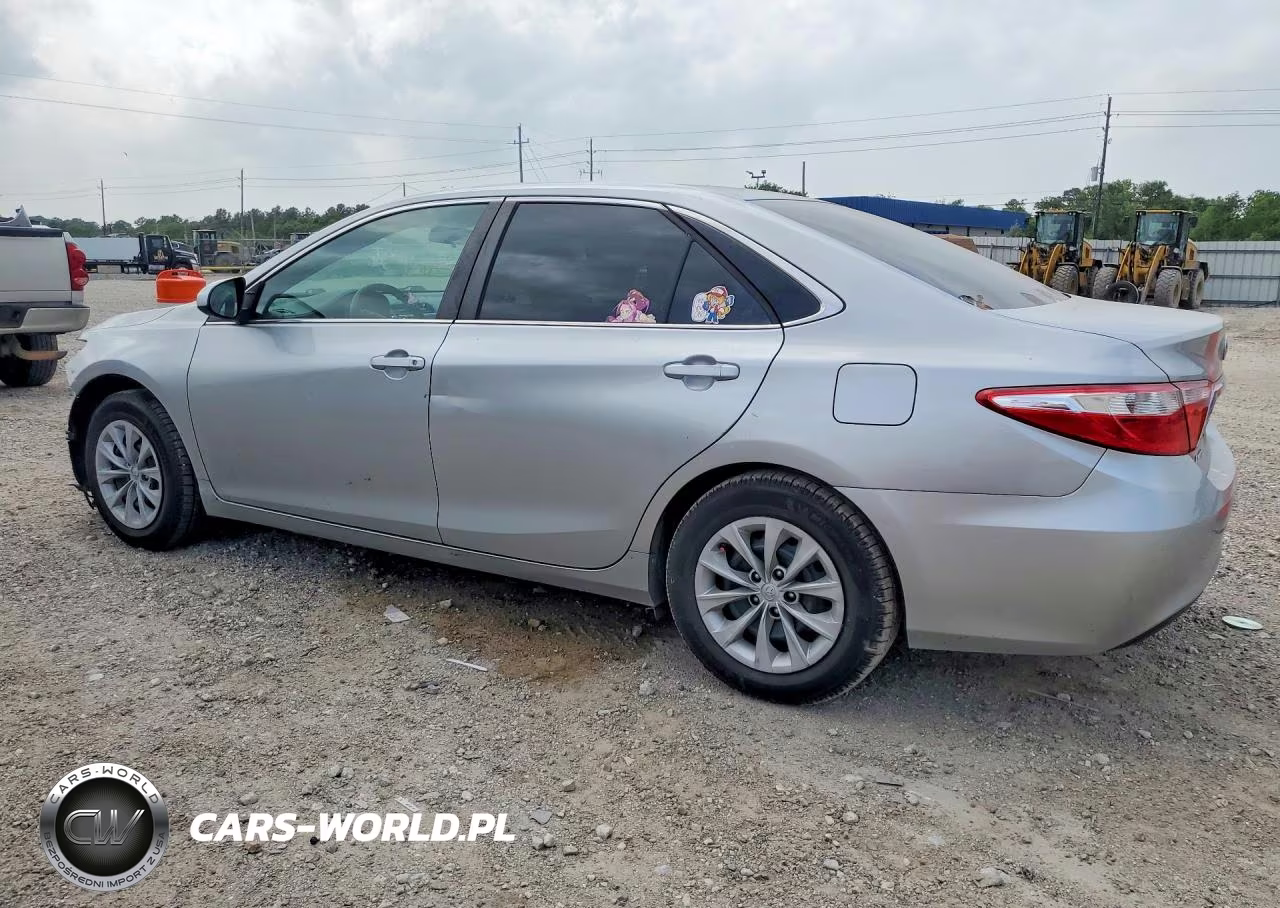 2017 Toyota Camry Le VIN:4T1BF1FKXHU305592 - 2