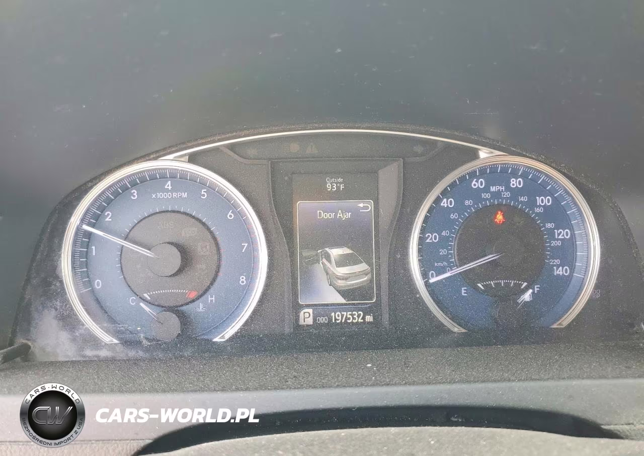 2017 Toyota Camry Le VIN:4T1BF1FKXHU305592 - 9