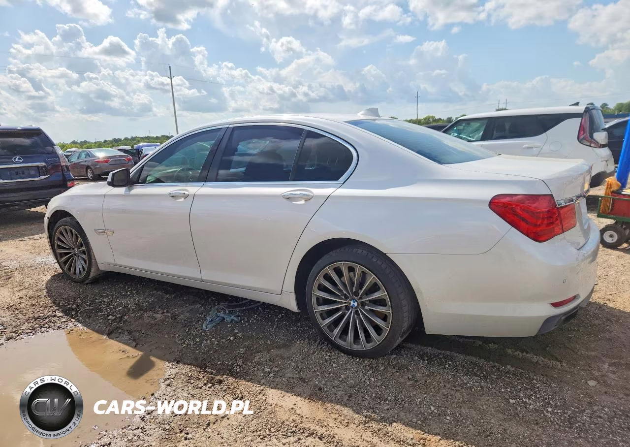 2012 BMW 740 I VIN:WBAKA4C54CDS99121 - 2