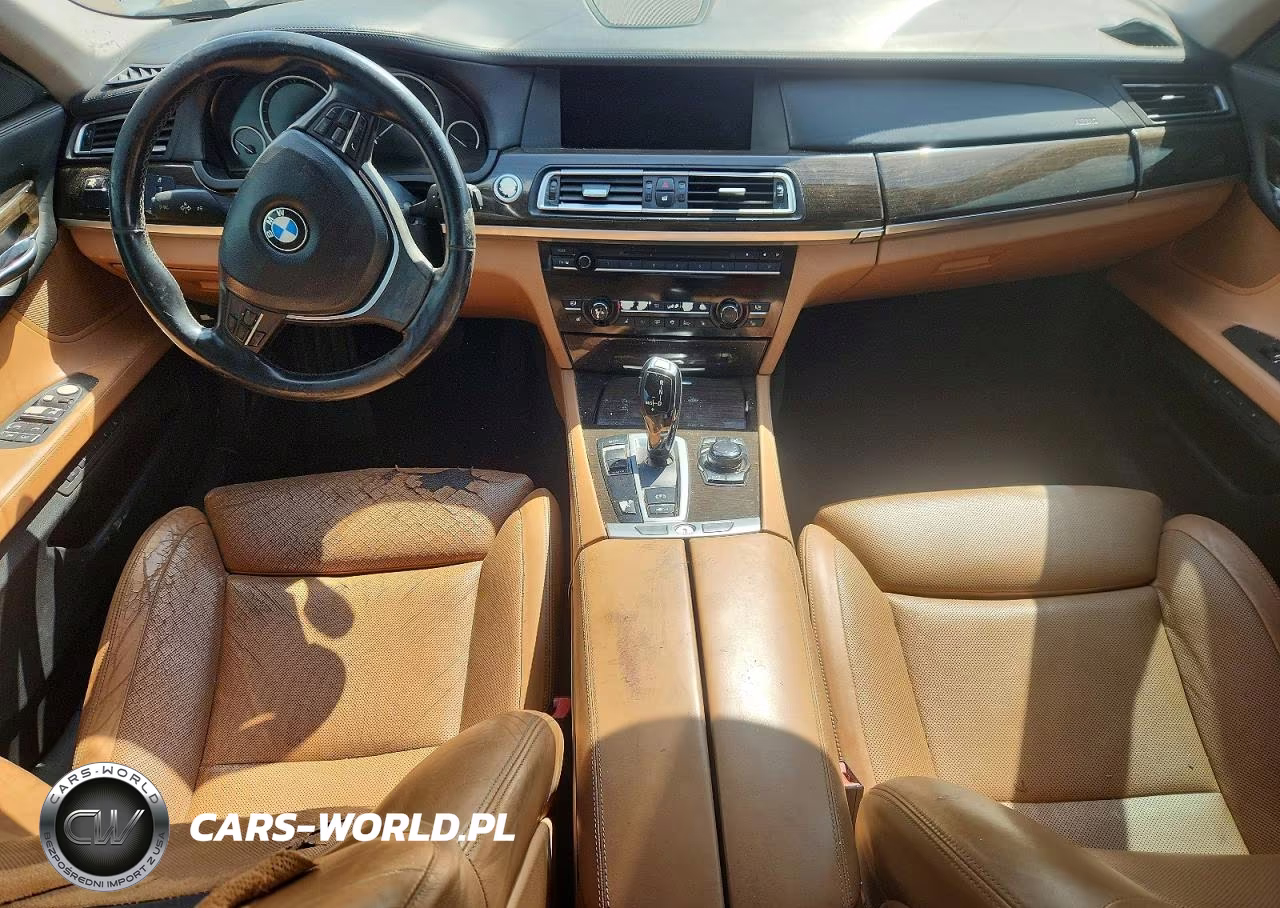 2012 BMW 740 I VIN:WBAKA4C54CDS99121 - 8