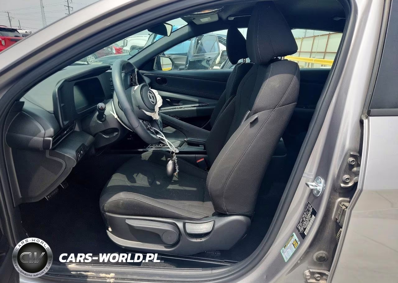 2025 Hyundai Elantra Sel Sport VIN:KMHLM4DG4SU937845 - 7