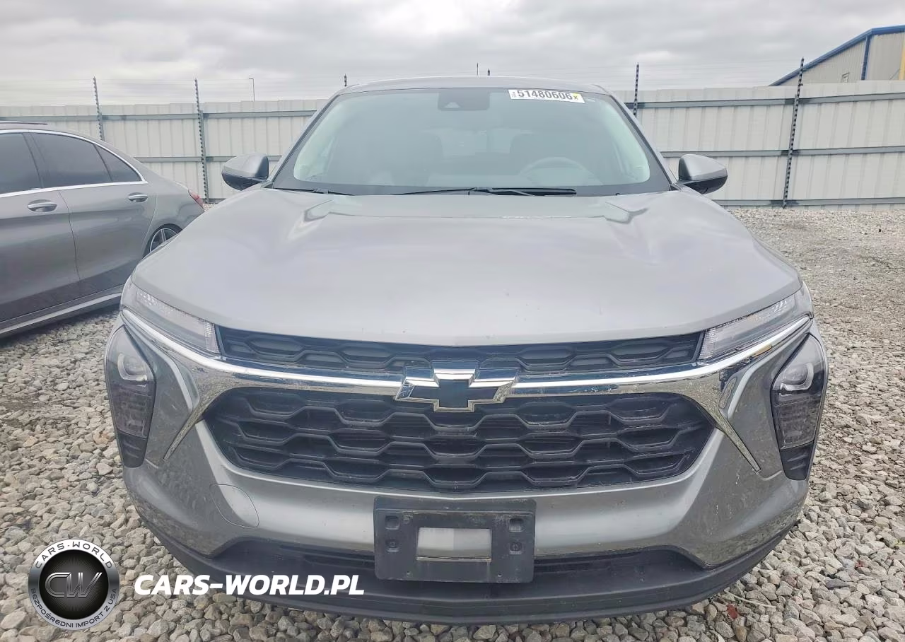 2025 Chevrolet Trax Ls VIN:KL77LFEP2SC154979 - 5