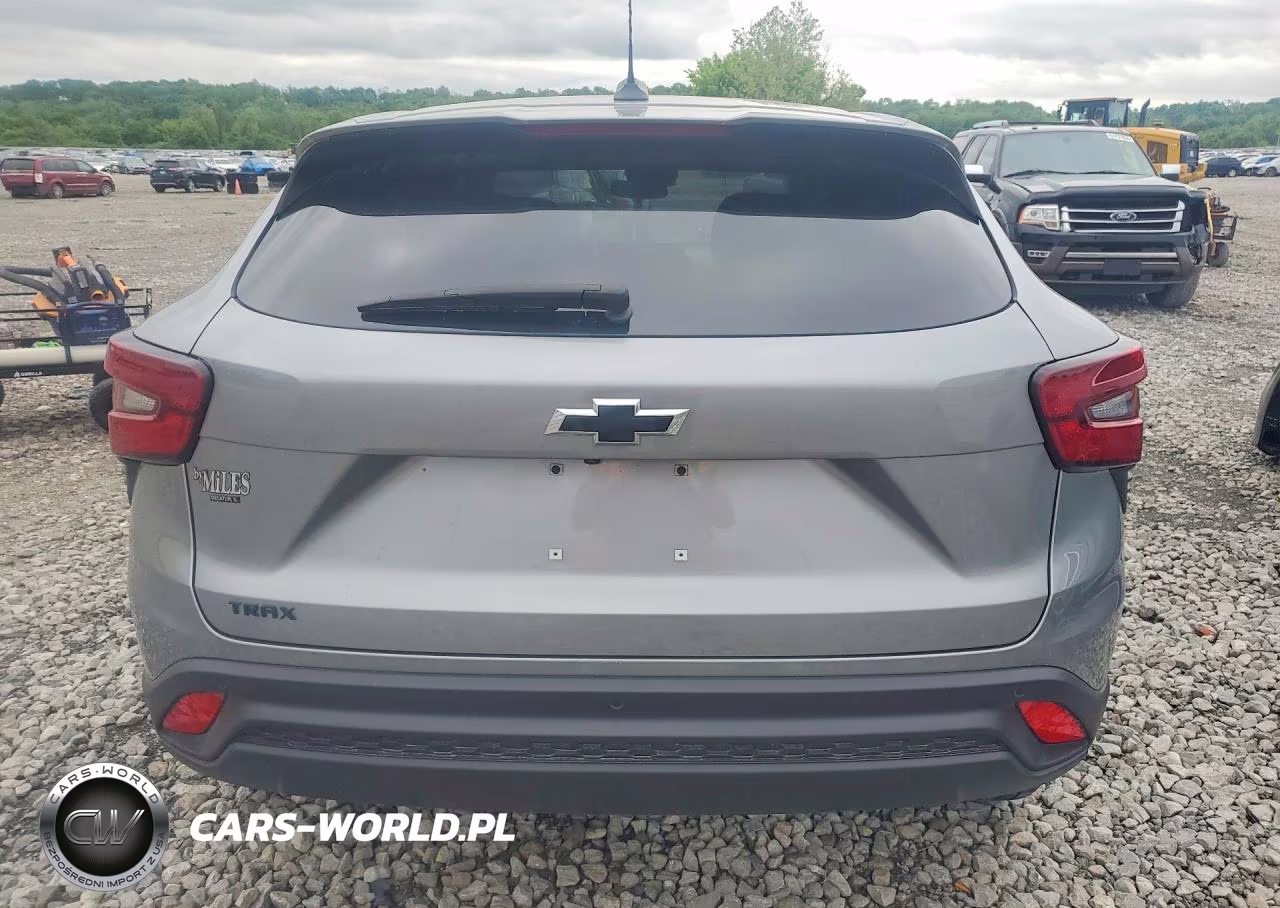 2025 Chevrolet Trax Ls VIN:KL77LFEP2SC154979 - 6