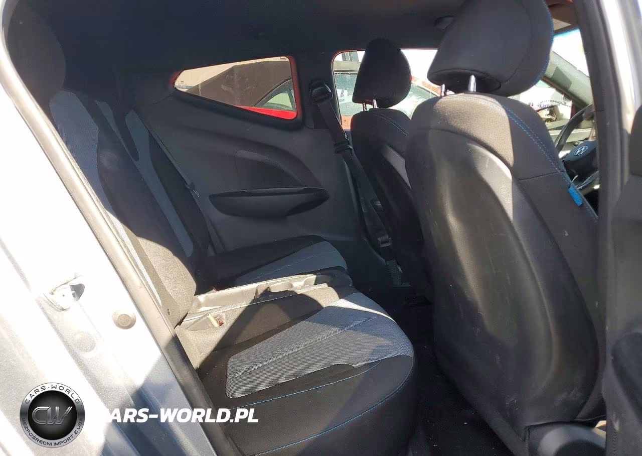 2019 Hyundai Veloster 2.0L VIN:KMHTG6AF4KU018121 - 10