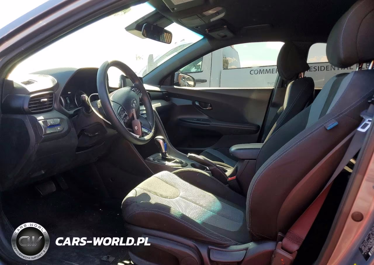 2019 Hyundai Veloster 2.0L VIN:KMHTG6AF4KU018121 - 7