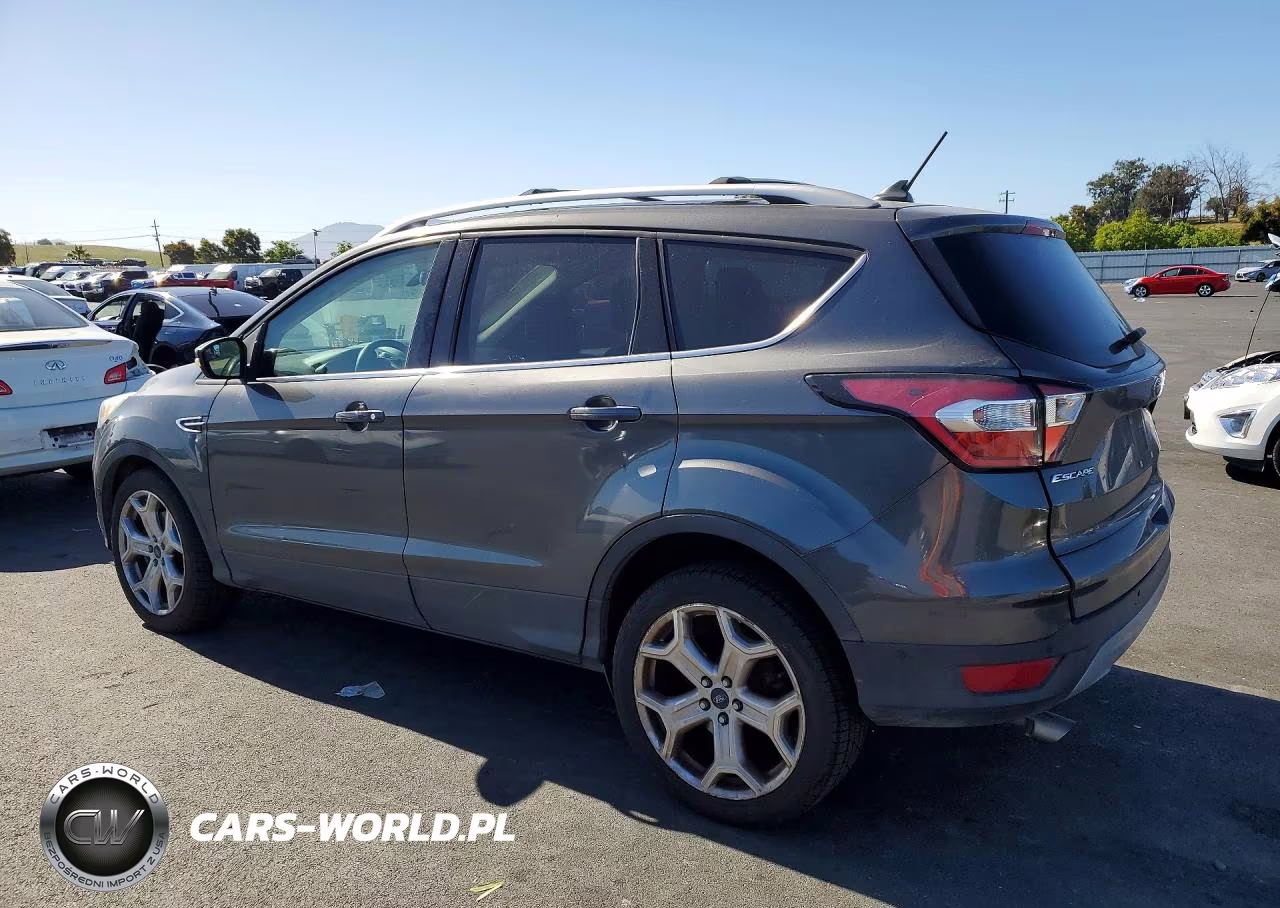 2018 Ford Escape Titanium VIN:1FMCU0J93JUA24099 - 2
