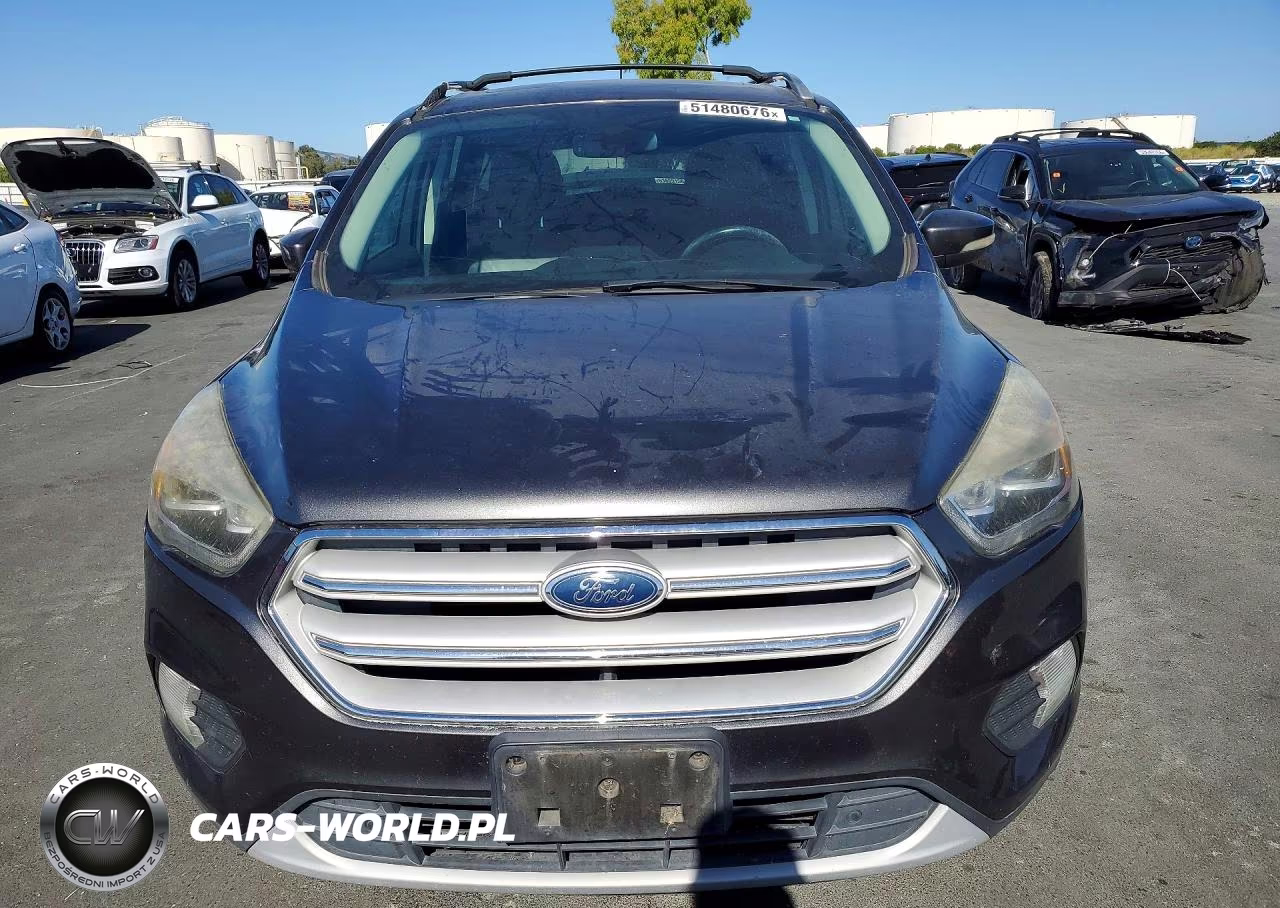 2018 Ford Escape Titanium VIN:1FMCU0J93JUA24099 - 5