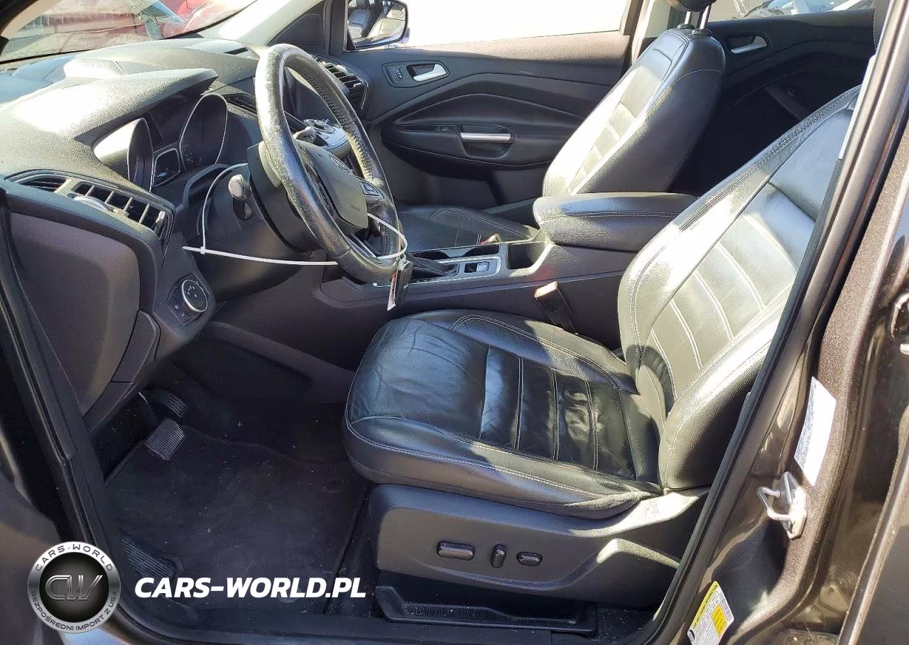2018 Ford Escape Titanium VIN:1FMCU0J93JUA24099 - 7
