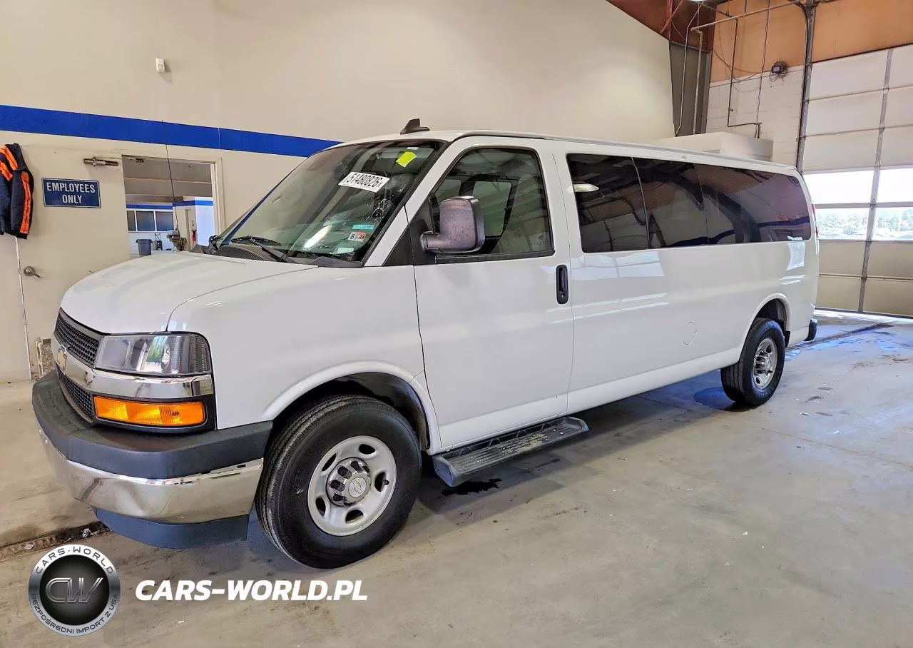2019 Chevrolet Express G3500 Lt
