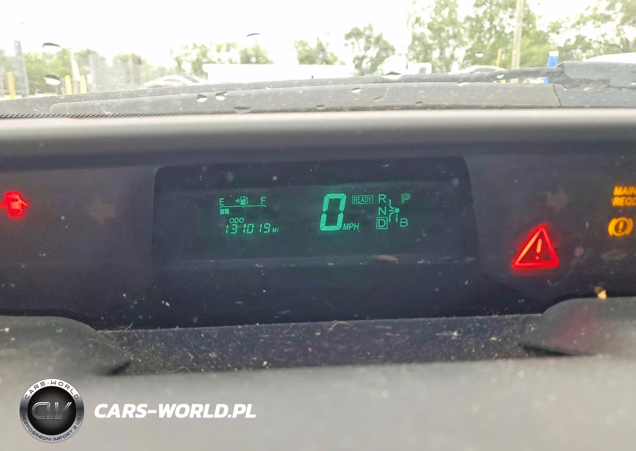 2005 Toyota Prius Base VIN:JTDKB22U357034320 - 9