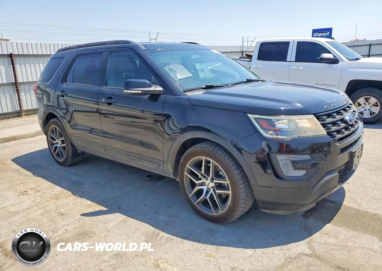 2017 Ford Explorer Sport VIN:1FM5K8GT1HGE12781 - 4