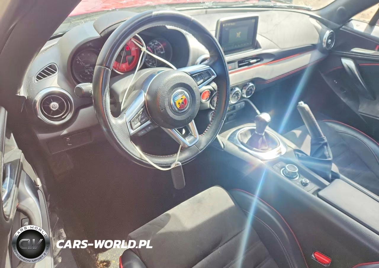 2018 Fiat 124 Spider Classica VIN:JC1NFAEK3J0139073 - 8