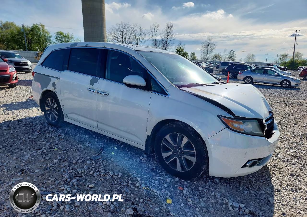 2014 Honda Odyssey Touring VIN:5FNRL5H96EB023421 - 4