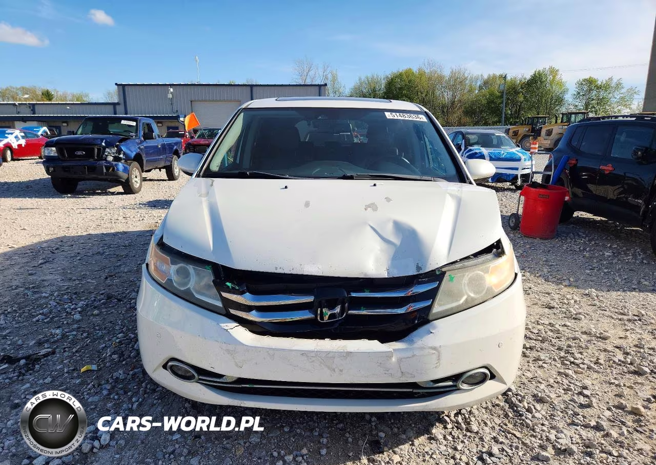 2014 Honda Odyssey Touring VIN:5FNRL5H96EB023421 - 5