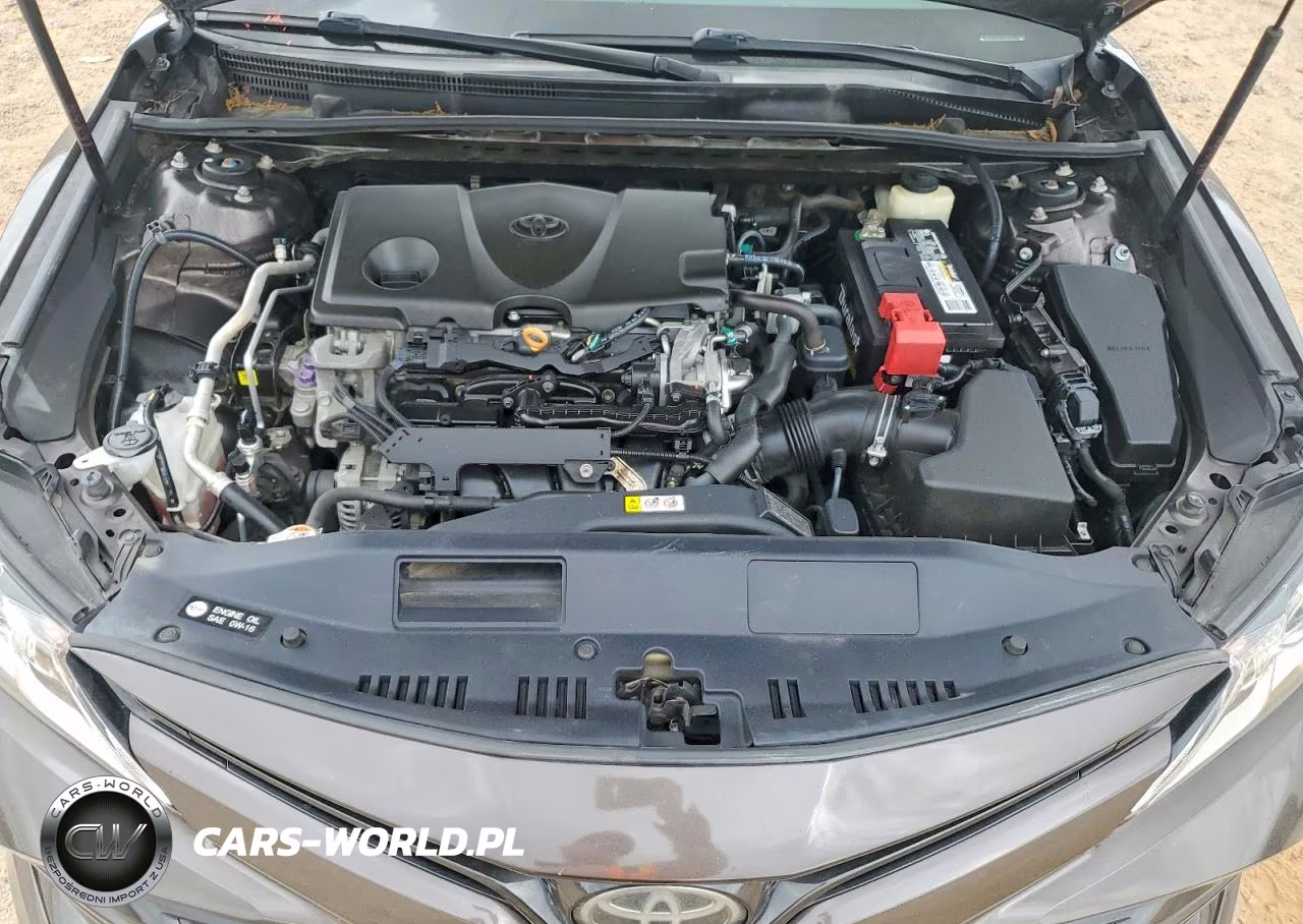 2018 Toyota Camry Le VIN:4T1B11HK7JU063913 - 11