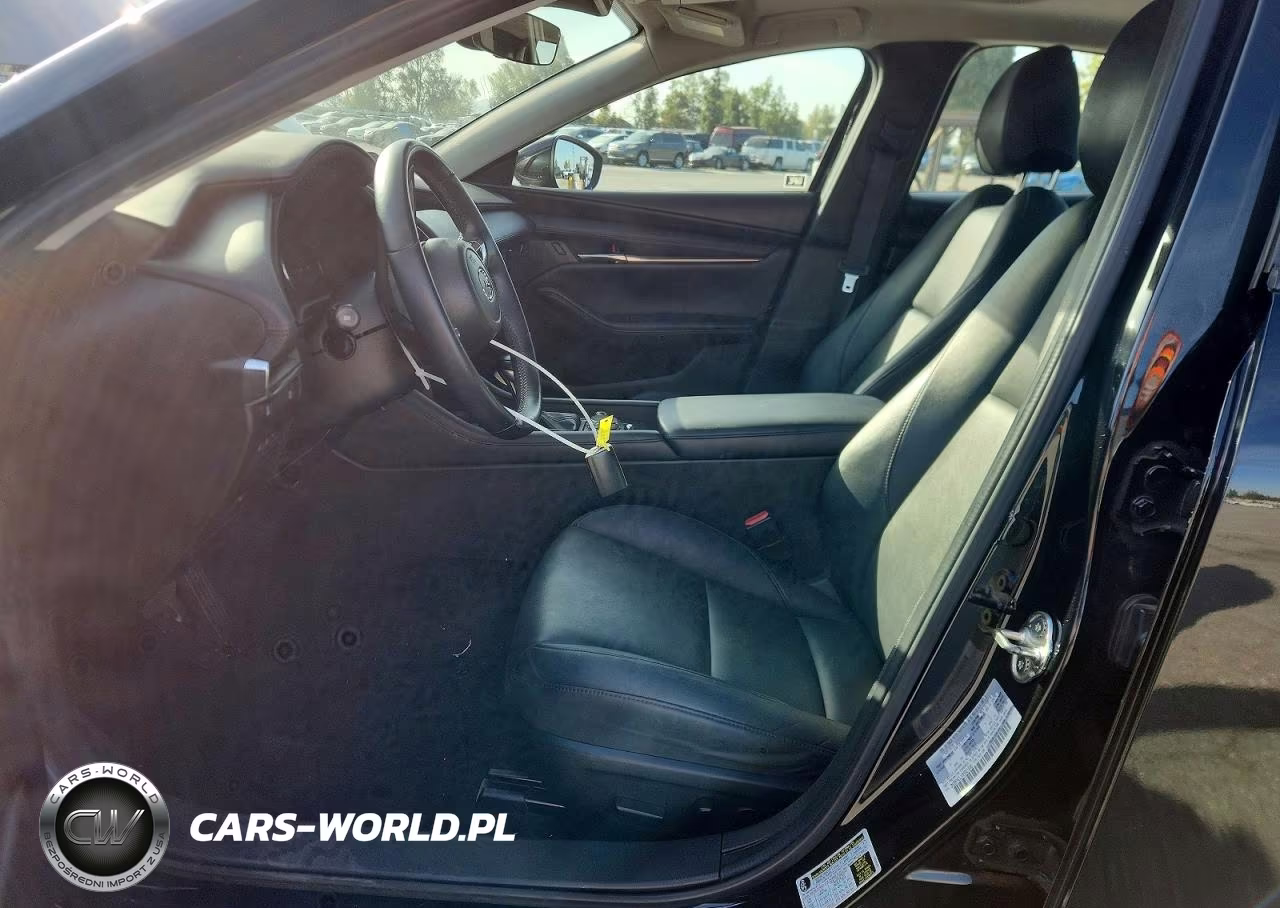 2022 Mazda 3 Preferred VIN:3MZBPACLXNM301845 - 7