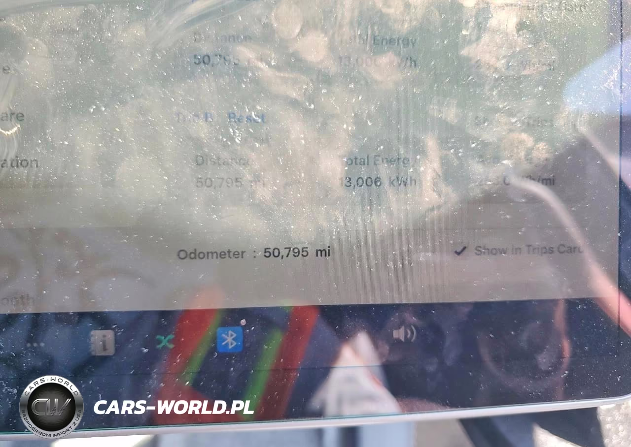 2023 Tesla Model Y VIN:7SAYGAEE0PF774434 - 9