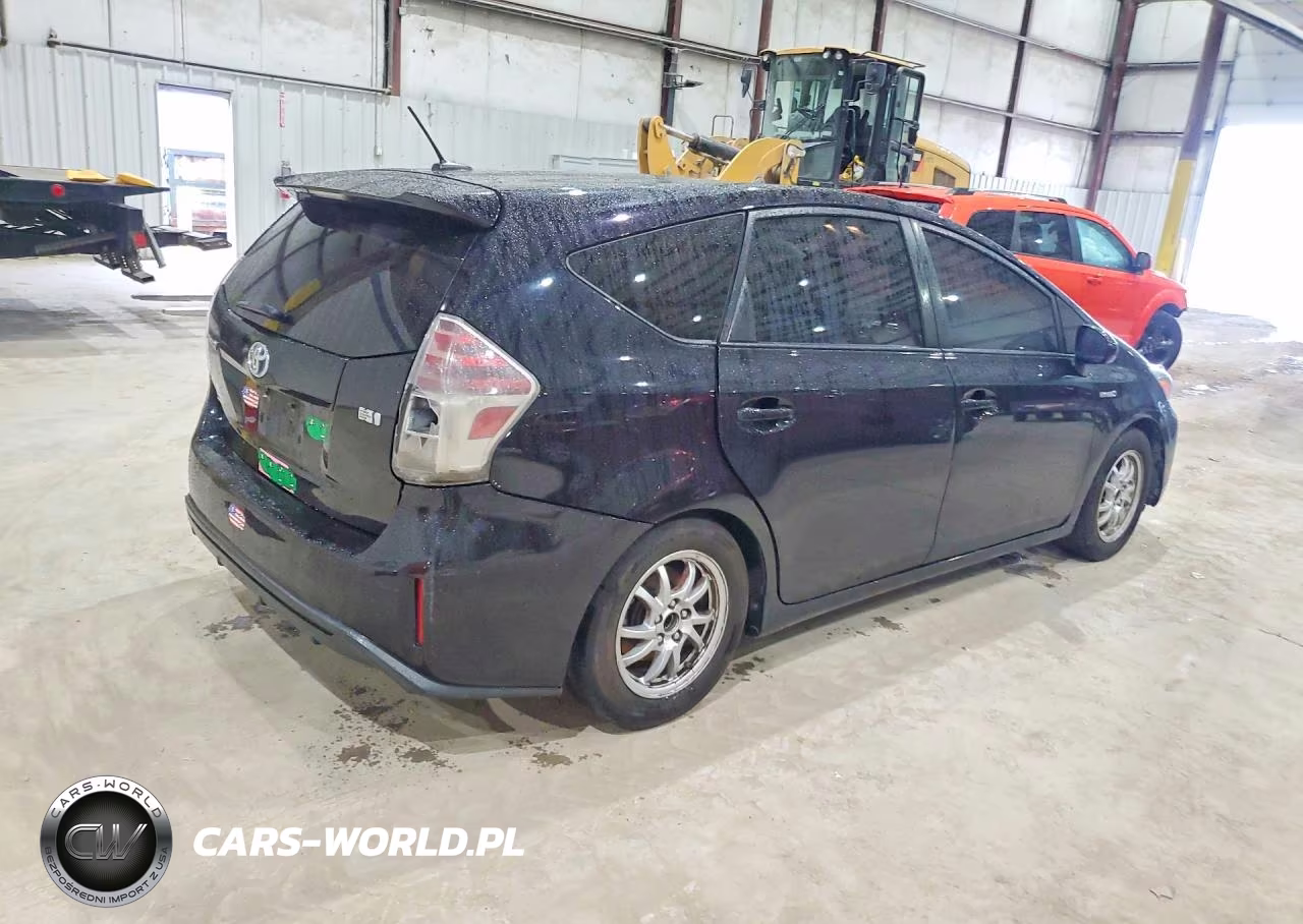 2017 Toyota Prius V Four VIN:JTDZN3EU9HJ060144 - 3