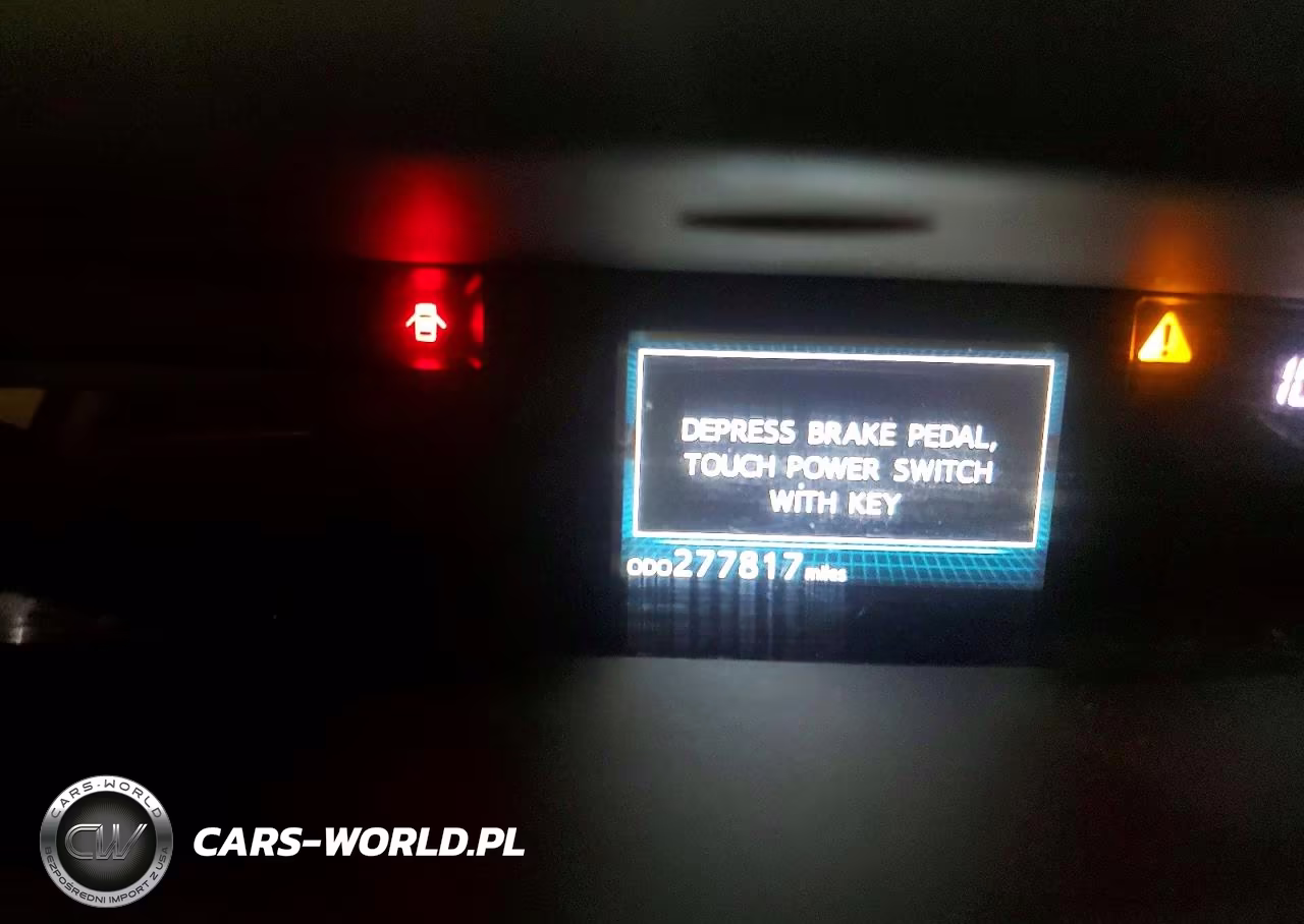 2017 Toyota Prius V Four VIN:JTDZN3EU9HJ060144 - 9