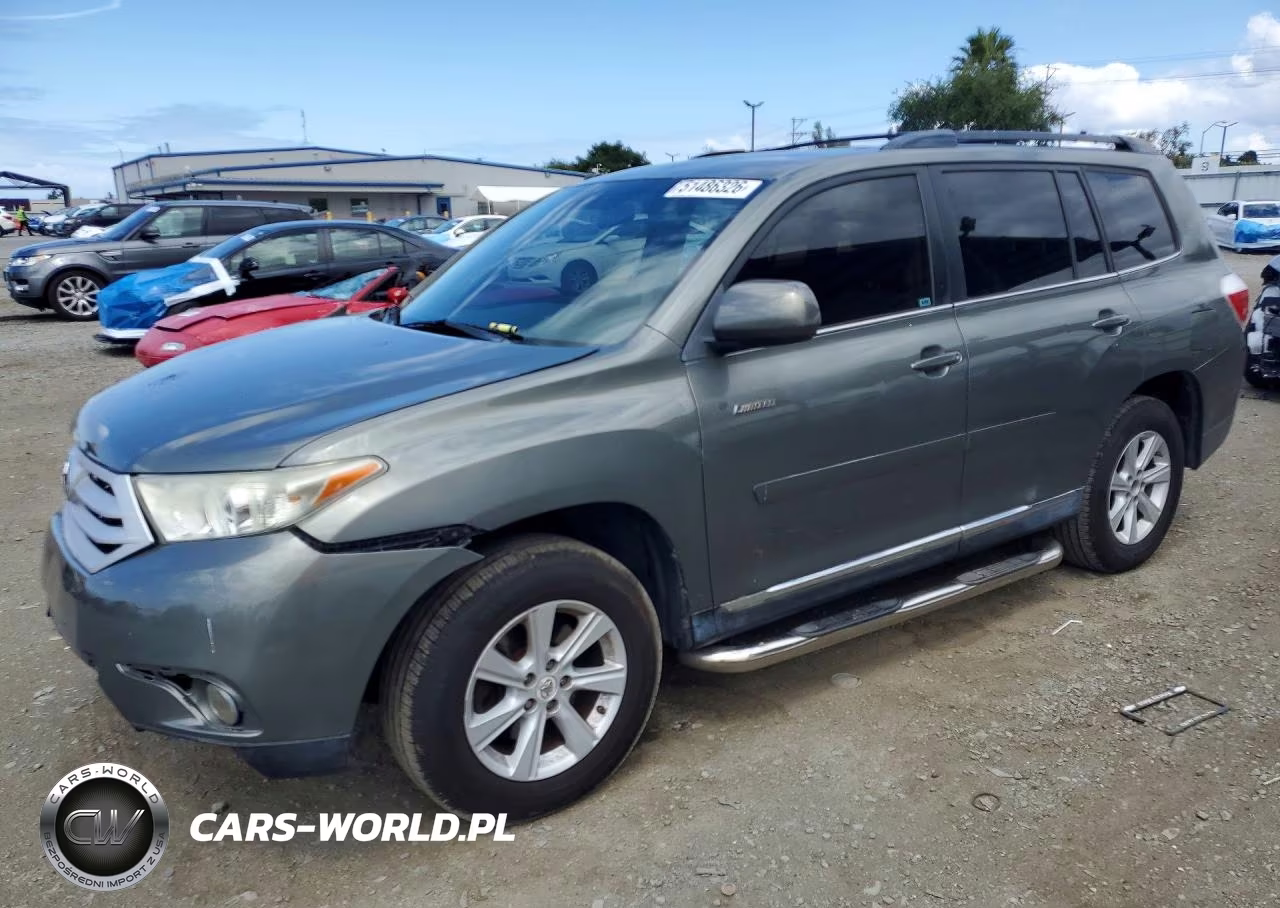 2013 Toyota Highlander Plus