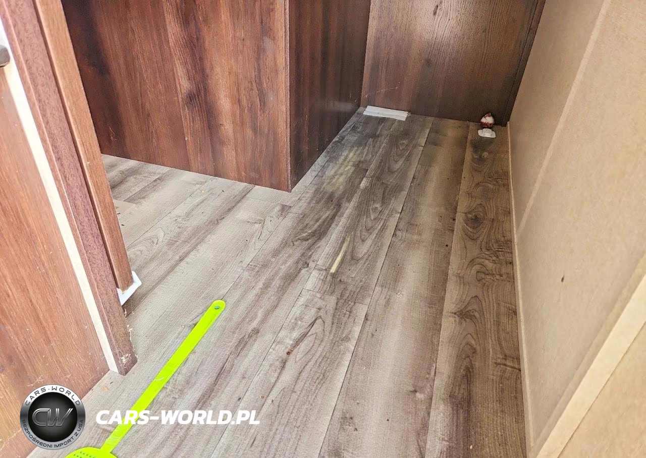 2018 Jayco Camper VIN:1UJBJ0BR7J1TC0702 - 5