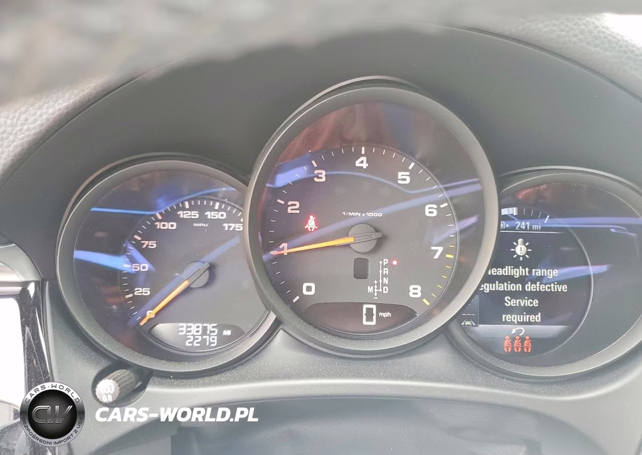 2021 Porsche Macan VIN:WP1AA2A52MLB16696 - 9