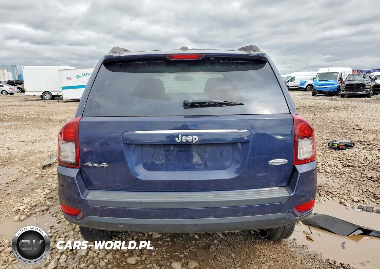 2016 Jeep Compass Latitude VIN:1C4NJDEB1GD782414 - 6