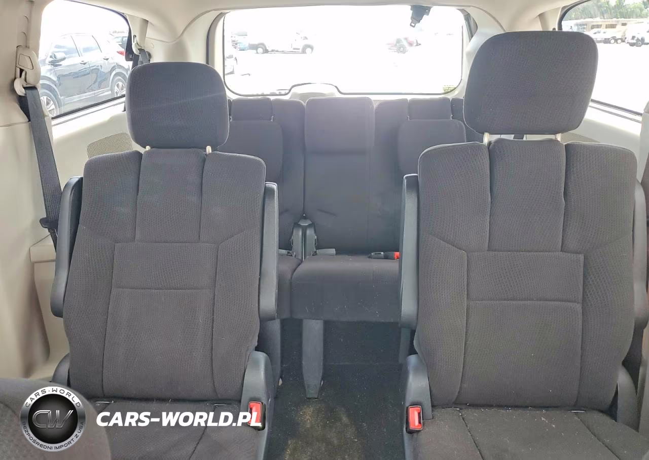 2012 Dodge Grand Caravan Crew VIN:2C4RDGDG5CR296901 - 10