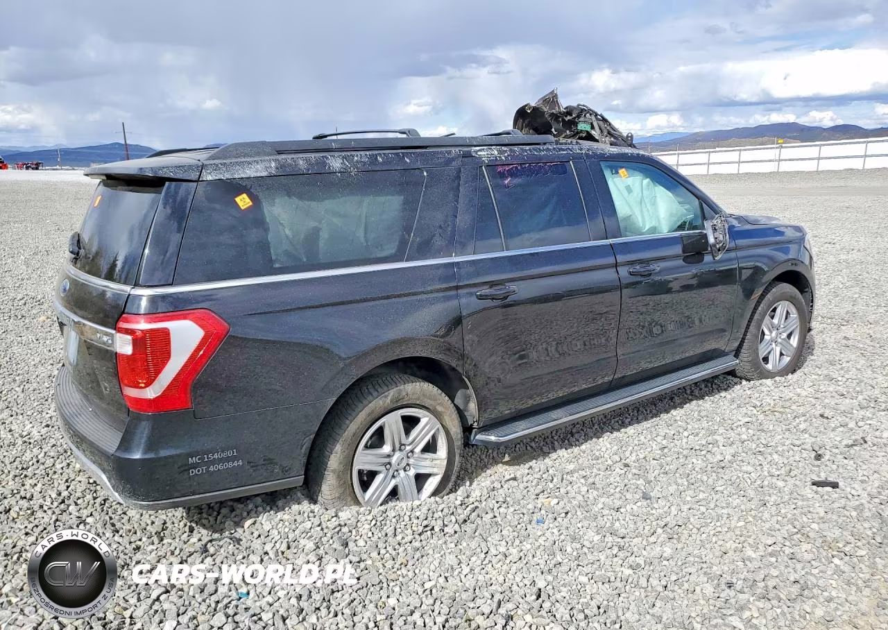 2021 Ford Expedition Max Xlt VIN:1FMJK1JT4MEA50787 - 3