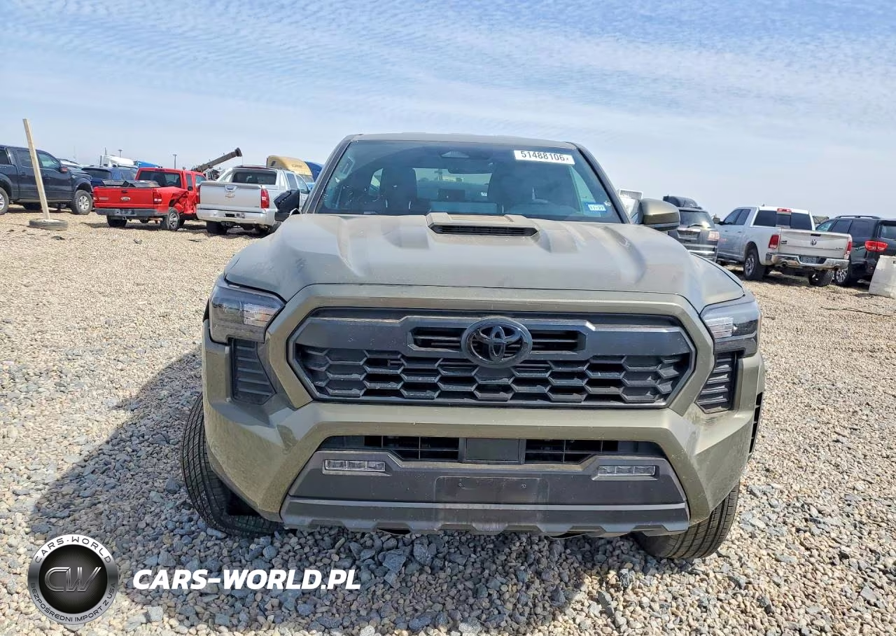 2025 Toyota Tacoma Trd Sport VIN:3TMKB5FN2SM052670 - 5