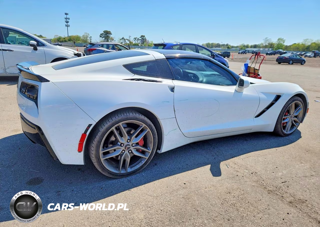 2015 Chevrolet Corvette Stingray 2Lt VIN:1G1YD2D77F5103253 - 3