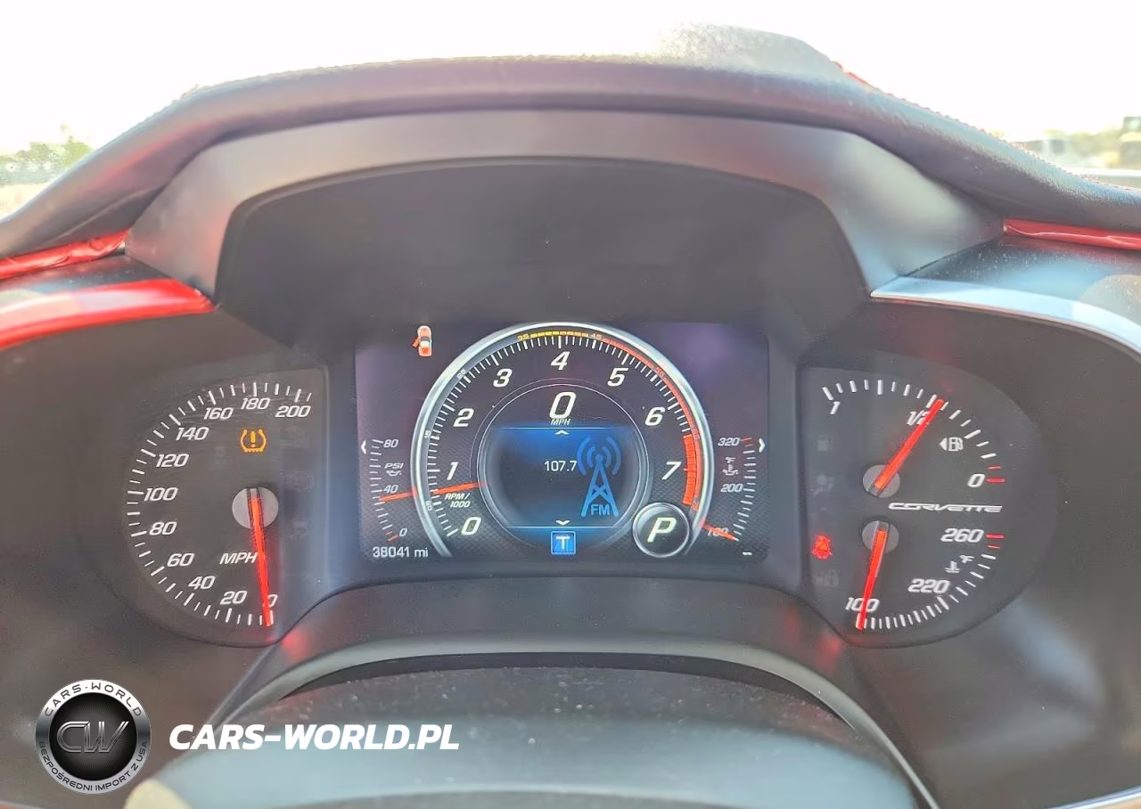 2015 Chevrolet Corvette Stingray 2Lt VIN:1G1YD2D77F5103253 - 9
