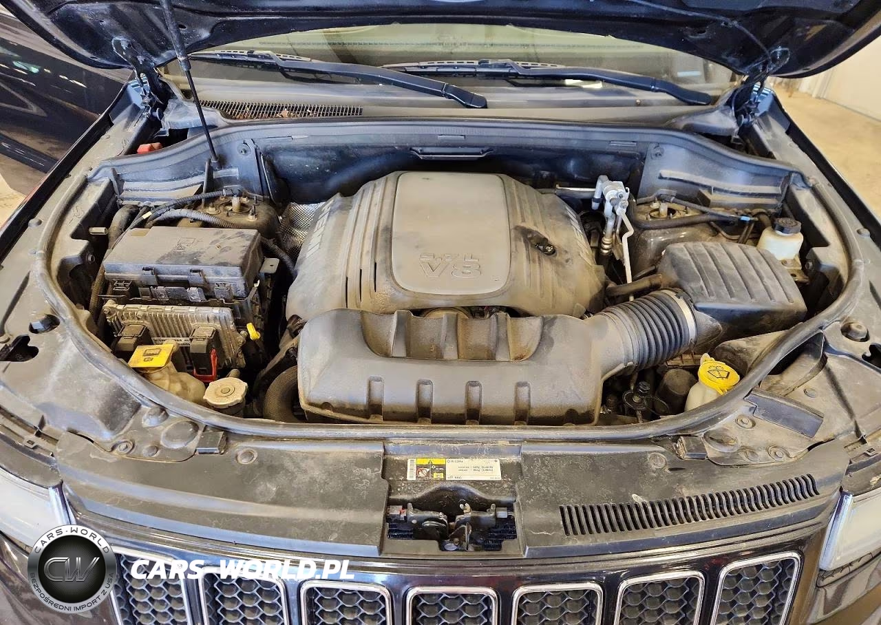 2014 Jeep Grand Cherokee Overland VIN:1C4RJFCT2EC105772 - 12