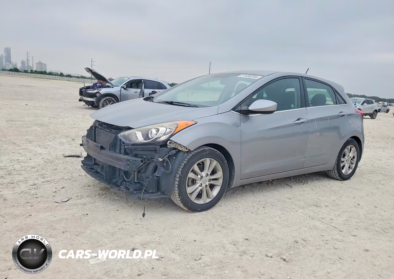 2014 Hyundai Elantra Gt Base – zdjęcie 1 z 13