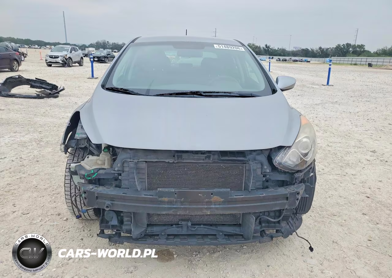 2014 Hyundai Elantra Gt Base VIN:KMHD35LH0EU196251 - 5
