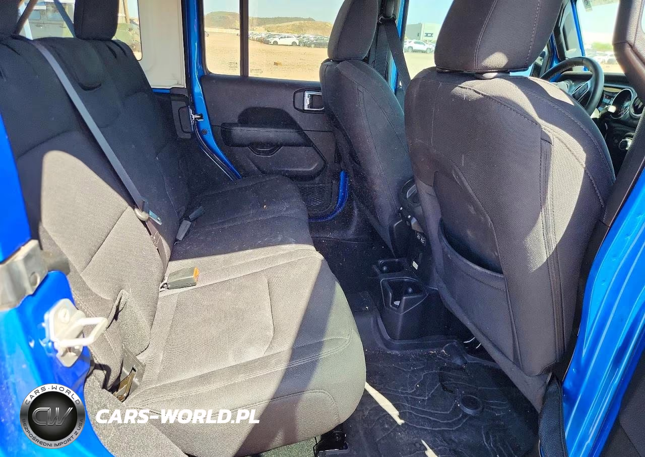 2022 Jeep Wrangler Unlimited Sahara VIN:1C4HJXEN3NW253783 - 11