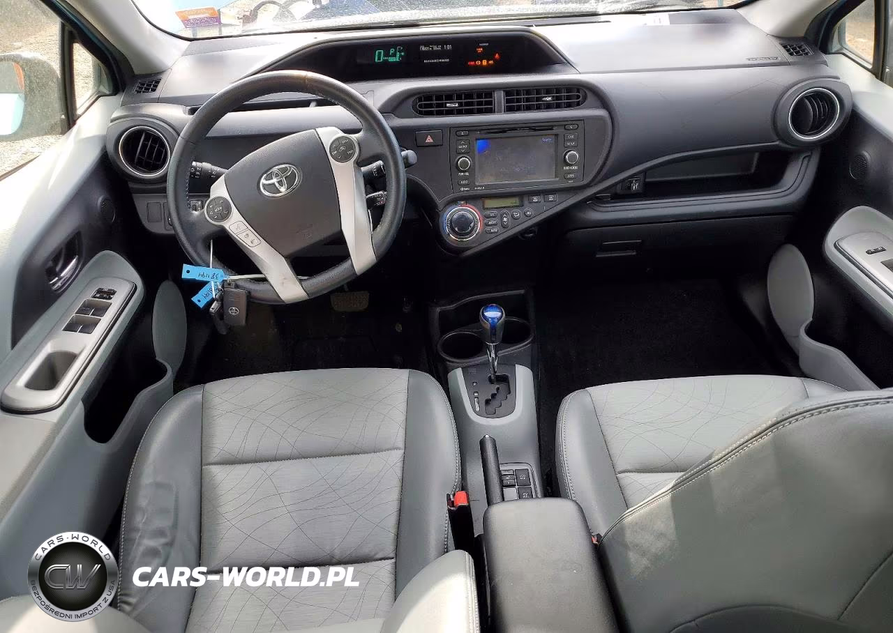 2013 Toyota Prius C Four VIN:JTDKDTB33D1051076 - 8
