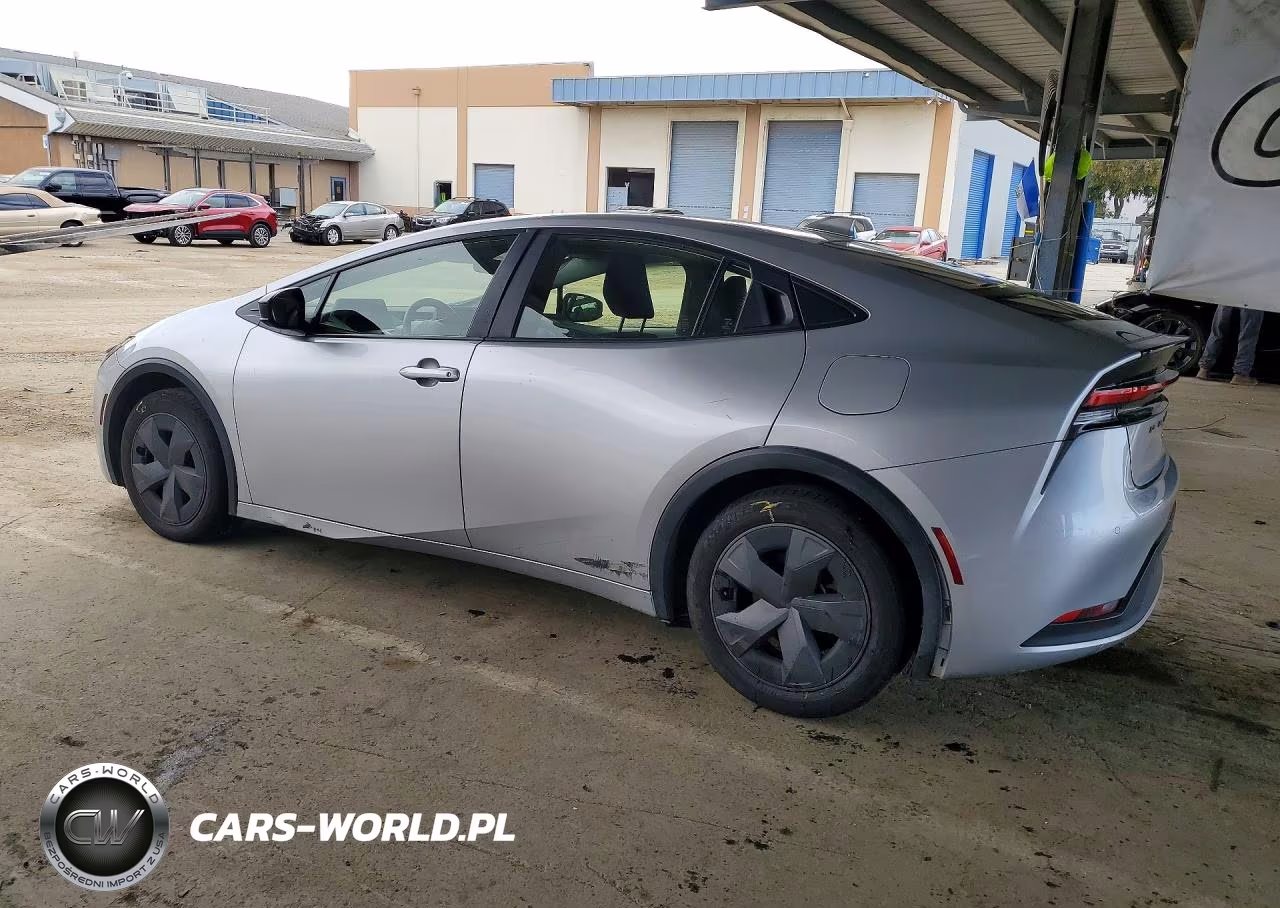 2024 Toyota Prius Le VIN:JTDACAAU7R3019305 - 2