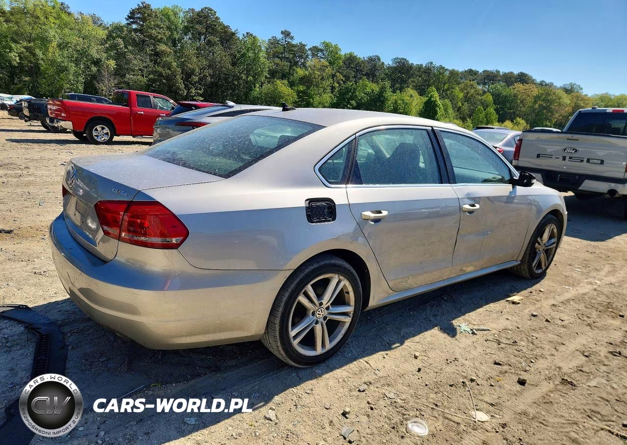 2014 Volkswagen Passat Se VIN:1VWBS7A32EC046582 - 3