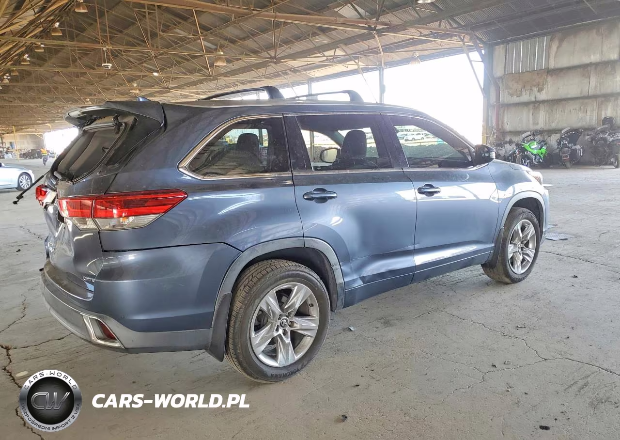 2018 Toyota Highlander Limited VIN:5TDYZRFH3JS275466 - 3