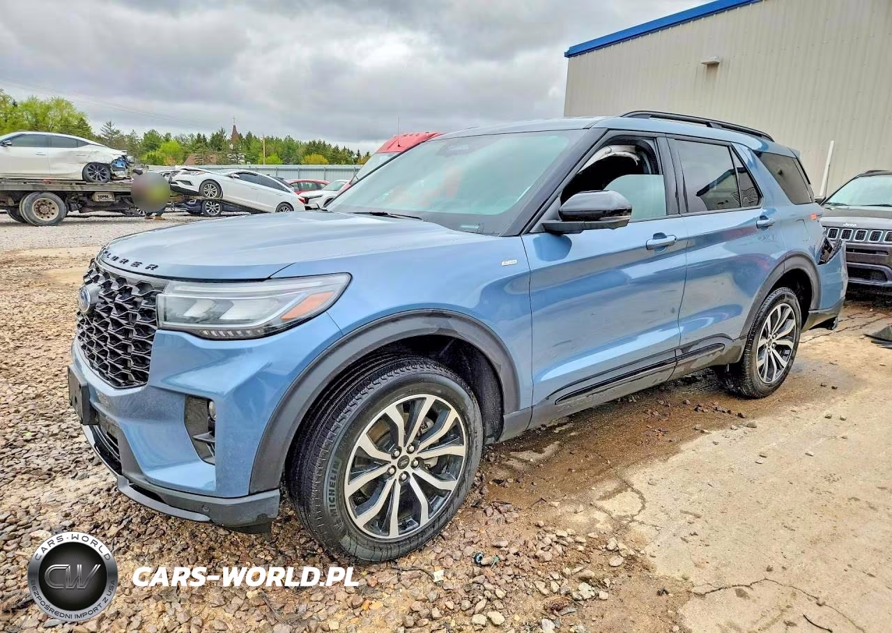 2025 Ford Explorer St-Line