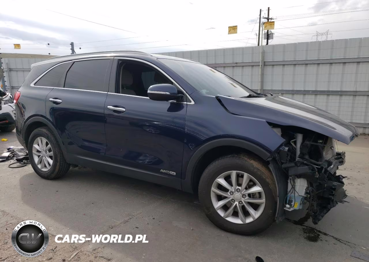 2018 Kia Sorento Lx V6 VIN:5XYPGDA52JG413643 - 4