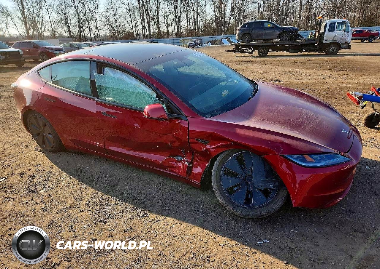2025 Tesla Model 3 VIN:5YJ3E1EA1SF068267 - 4