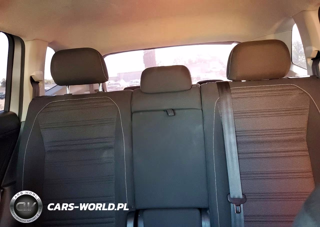 2023 Volkswagen Tiguan S VIN:3VVRB7AX4PM013848 - 10